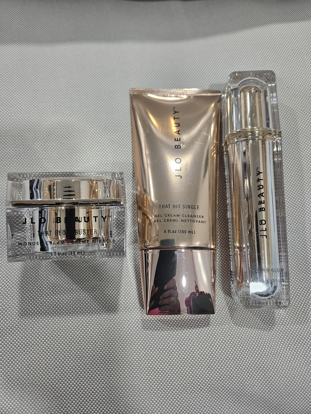 Jlo Beauty trioset